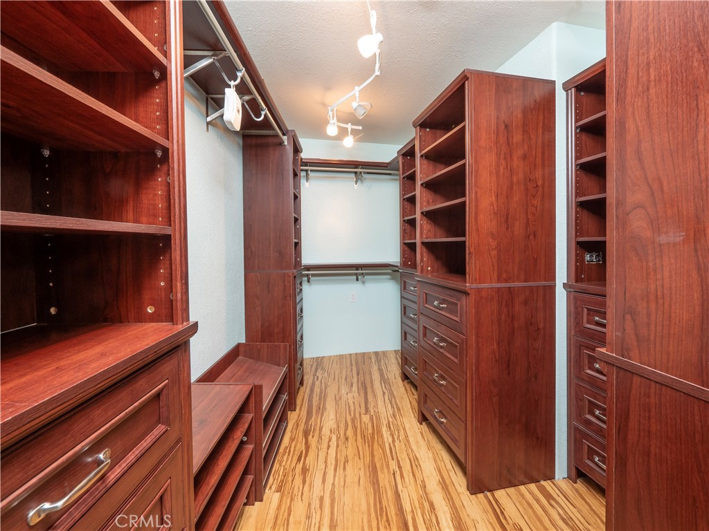 MLS #IV25158712 image #42