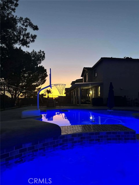 Detail Gallery Image 3 of 26 For 33379 Wallace Way, Yucaipa,  CA 92399 - 3 Beds | 2/1 Baths