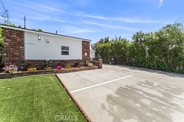 Detail Gallery Image 24 of 41 For 12670 Glenoaks Bld, Sylmar,  CA 91342 - 3 Beds | 2 Baths