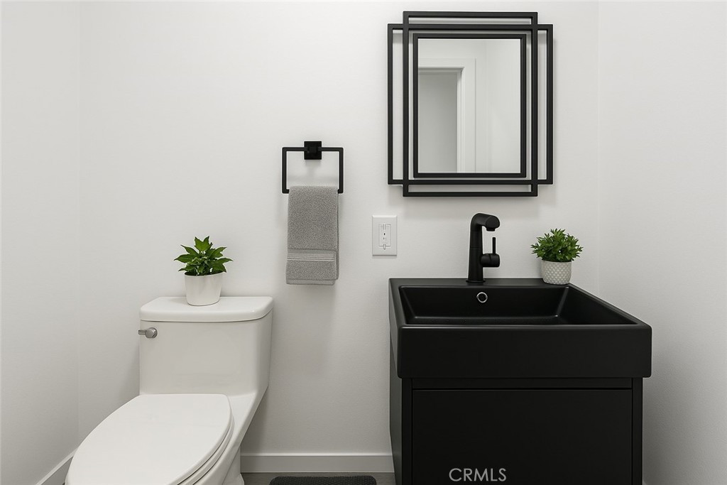https://media.crmls.org/medias/d090e8d7-eb13-49fb-bd91-7f3d711994e1.jpg?preset=X-Large