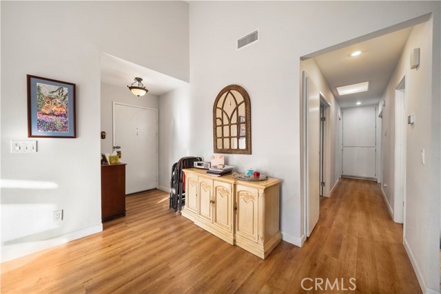 Detail Gallery Image 5 of 39 For 1799 Aspen Village Way, West Covina,  CA 91791 - 3 Beds | 2 Baths