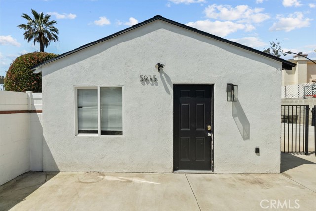 5937 Ranchito Avenue, Van Nuys CA: https://media.crmls.org/medias/d0911d2e-569f-4cf1-913c-97842f11f5bc.jpg