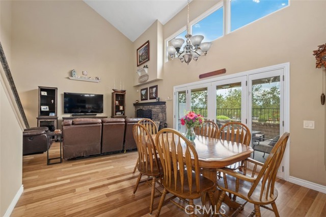 25165 Charlinda Drive, Mission Viejo CA: https://media.crmls.org/medias/d0913c5f-ebb1-452c-82e2-f7f5dc218dba.jpg