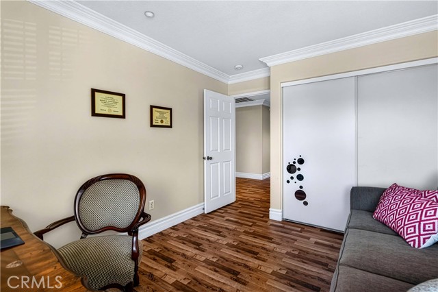 Detail Gallery Image 15 of 29 For 21803 Delany Ln, Canoga Park,  CA 91304 - 3 Beds | 3 Baths