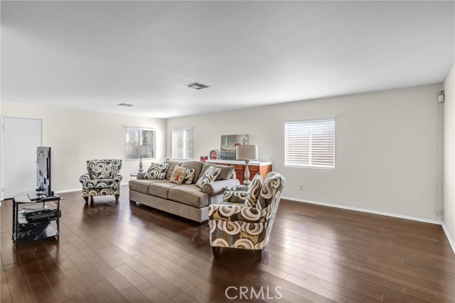 Detail Gallery Image 24 of 66 For 11343 Fulbourn Ct, Rancho Cucamonga,  CA 91730 - 5 Beds | 2/1 Baths