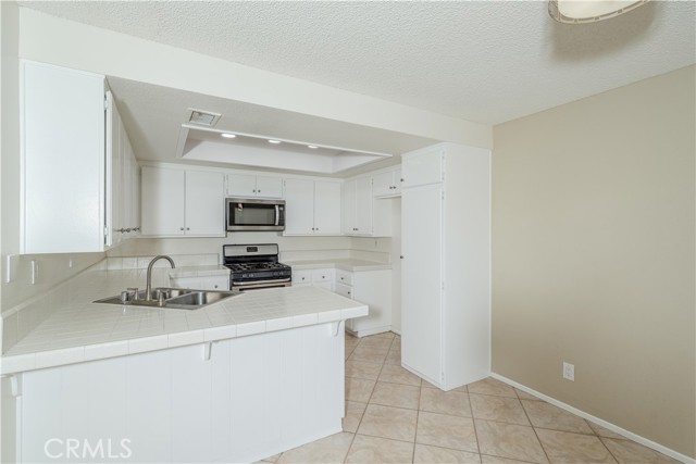 Detail Gallery Image 7 of 24 For 20881 Heatherview #26,  Lake Forest,  CA 92630 - 2 Beds | 1/1 Baths