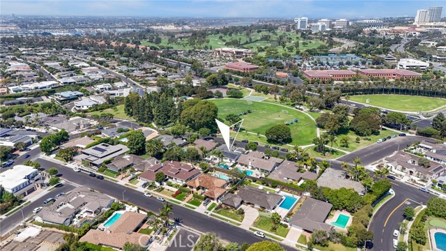 Detail Gallery Image 14 of 73 For 1831 Seadrift Dr, Corona Del Mar,  CA 92625 - 5 Beds | 4 Baths