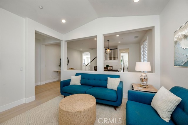 1204 Vista Jardin, San Clemente CA: https://media.crmls.org/medias/d094b003-0098-4c2d-870c-3045dd61cd19.jpg