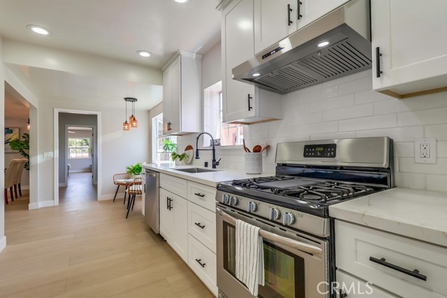 Detail Gallery Image 9 of 28 For 13522 Ardis Ave, Bellflower,  CA 90706 - 3 Beds | 2 Baths