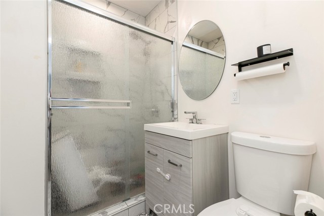 343 Concord Street, Glendale CA: https://media.crmls.org/medias/d095e15c-fd0f-4873-b87f-b37d9340831f.jpg