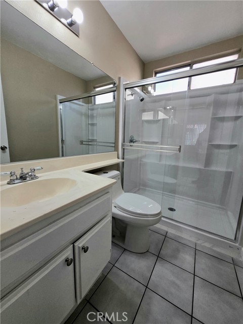 Detail Gallery Image 12 of 21 For 1711 Glenview Dr, Perris,  CA 92571 - 3 Beds | 3 Baths