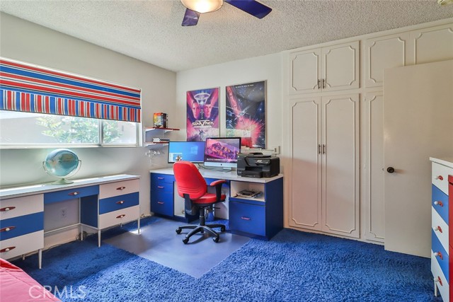 17313 Citronia Street, Northridge CA: https://media.crmls.org/medias/d0965d08-f743-4d90-bd6b-9e8b7d4b980a.jpg