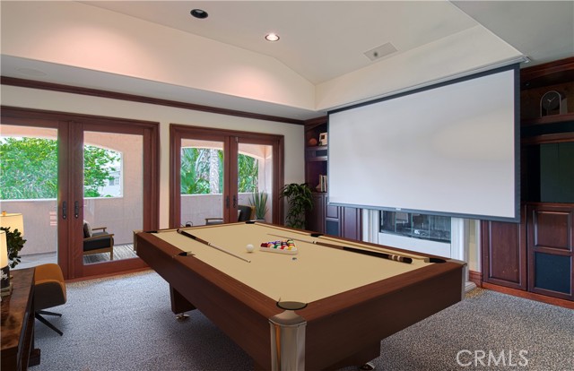 511 Cliff Drive, Newport Beach CA: https://media.crmls.org/medias/d0966a8a-5a67-49ac-8169-c8659ebbabec.jpg
