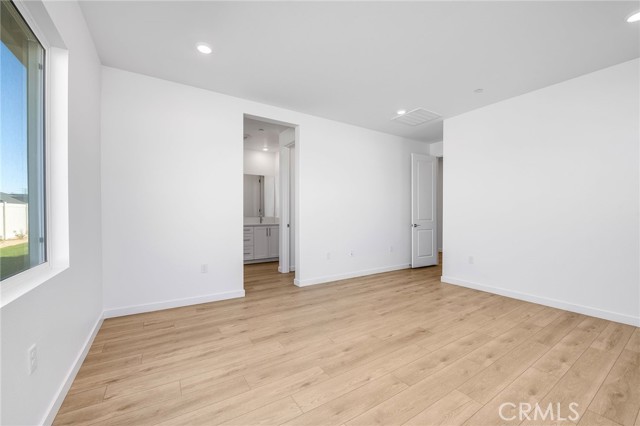 5564 Gem Court, Lancaster CA: https://media.crmls.org/medias/d0967b9e-9d07-4a6f-a4c1-8e129acbec39.jpg