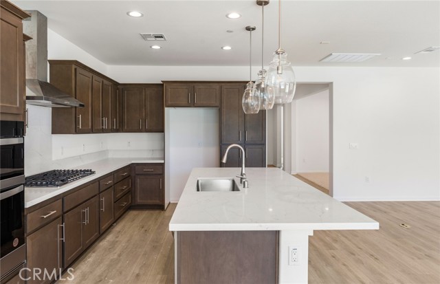 25271 Violane Drive, Menifee CA: https://media.crmls.org/medias/d096ba0b-e4d5-4c2c-935a-87448264976f.jpg