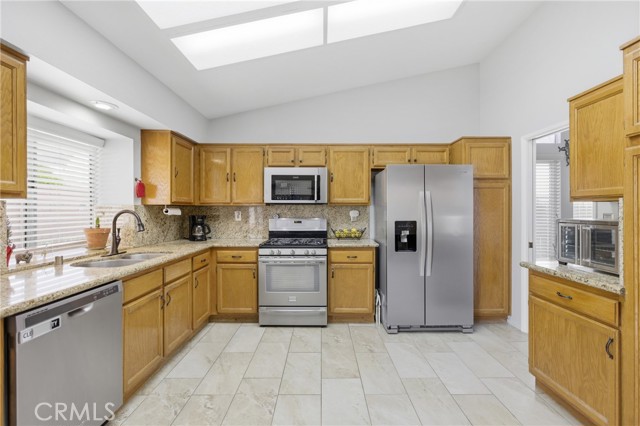 Detail Gallery Image 9 of 32 For 29492 Basie Circle, Menifee,  CA 92586 - 3 Beds | 2 Baths