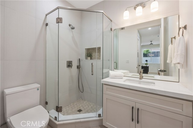 2405 Mathews Avenue, Redondo Beach CA: https://media.crmls.org/medias/d0981f79-3bbb-468c-ae2c-a56cb963d824.jpg
