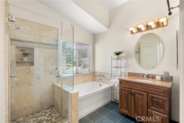 37 Goldmine Street, Trabuco Canyon CA: https://media.crmls.org/medias/d098ba9d-26e2-45fb-a608-f41aaf1f9350.jpg
