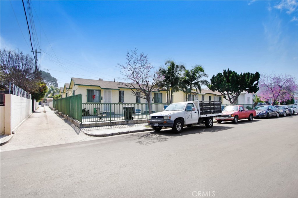 2618 Carleton Avenue, Los Angeles, CA 90065