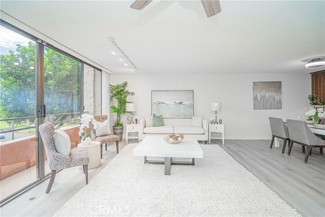 24055 Paseo Del Lago, Laguna Woods CA: https://media.crmls.org/medias/d099de2a-777b-4eaa-a87e-acdac265e733.jpg