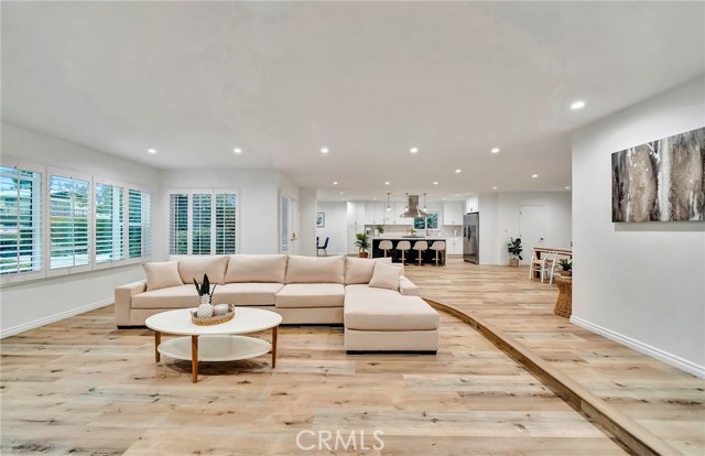 Detail Gallery Image 25 of 75 For 16127 Hartsook St, Encino,  CA 91436 - 4 Beds | 2/1 Baths