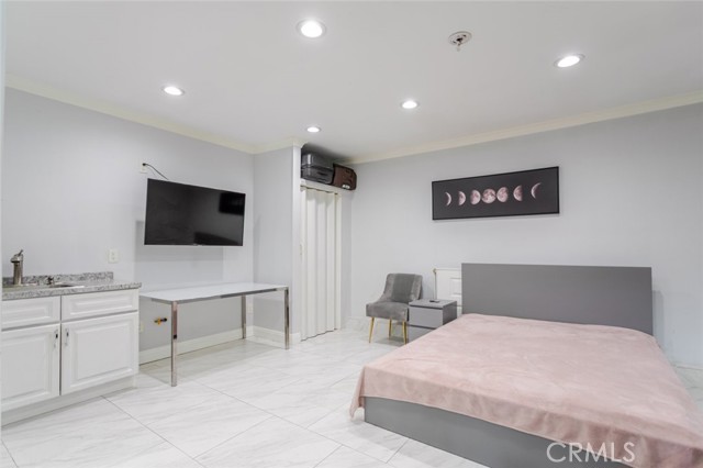 Detail Gallery Image 35 of 45 For 17242 Horace St, Granada Hills,  CA 91344 - 4 Beds | 4 Baths