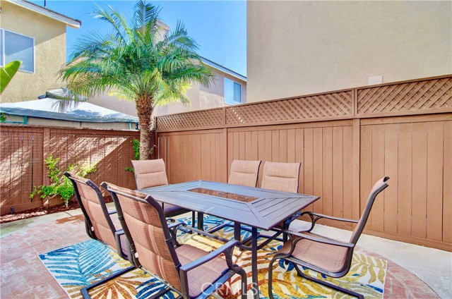 15 Sydney Court, Aliso Viejo CA: https://media.crmls.org/medias/d09b20b5-5dbb-4109-a08c-373eff122505.jpg