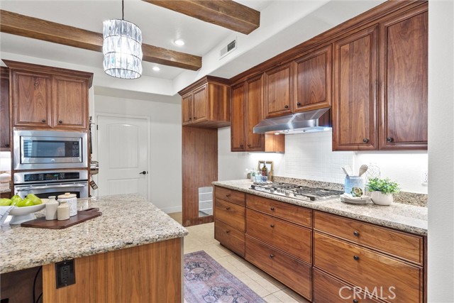 Detail Gallery Image 3 of 50 For 79 Veneto Cir, Chico,  CA 95926 - 3 Beds | 2/1 Baths