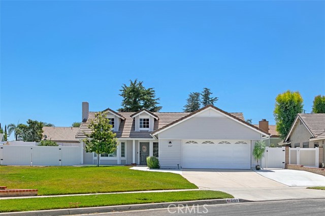 2107 Woodlawn Dr, Corona, CA 92882