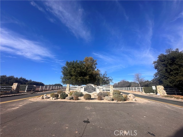 38550 King Ct, Murrieta CA: https://media.crmls.org/medias/d09bb4ea-c9a7-4ad9-b160-30c7cb68ed48.jpg