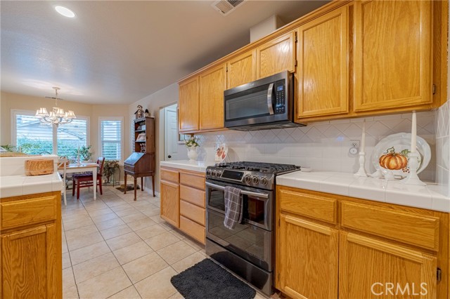 Detail Gallery Image 38 of 63 For 726 Nighthawk, Merced,  CA 95340 - 4 Beds | 3 Baths