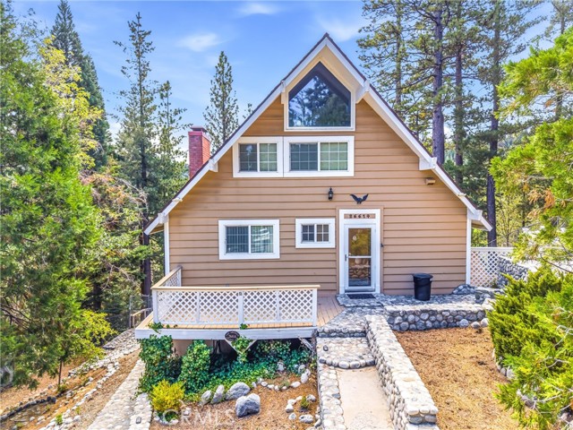 26614 Hillcrest, Lake Arrowhead, CA 92352