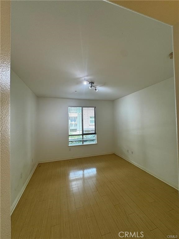 Detail Gallery Image 12 of 13 For 100 S Alameda St #148,  Los Angeles,  CA 90012 - 2 Beds | 2 Baths