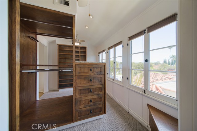 516 E Stocker Street, Glendale CA: https://media.crmls.org/medias/d09ea797-56aa-4f67-b48b-508d0ec214da.jpg