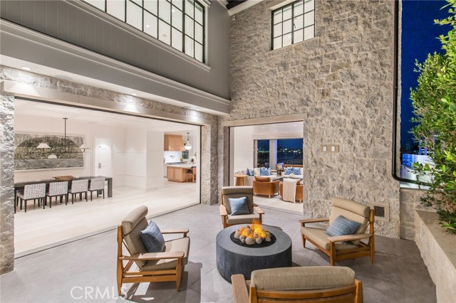 2209 Bayside Drive, Corona del Mar CA: https://media.crmls.org/medias/d09f177b-0378-4474-bb16-d664e0ba0284.jpg