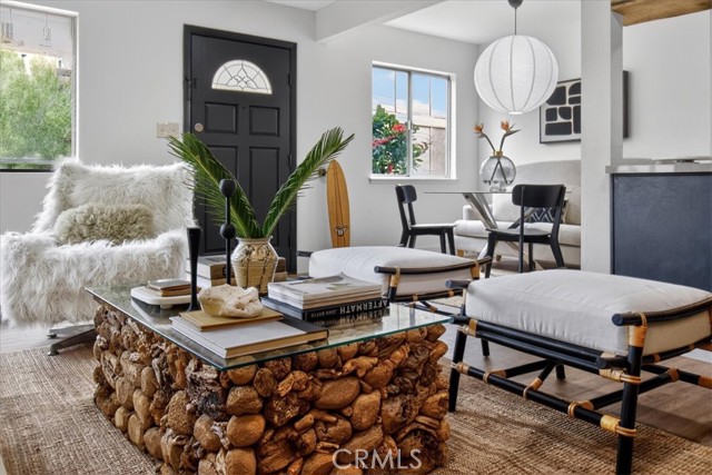 Front Image Thumbnail for CROC25277816