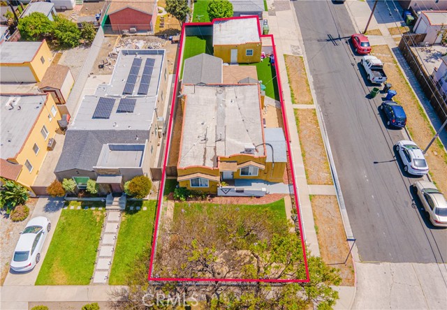 764 W 107th Street, Los Angeles CA: https://media.crmls.org/medias/d09f5fc5-2a1e-4ba3-83f4-8e6623246b31.jpg