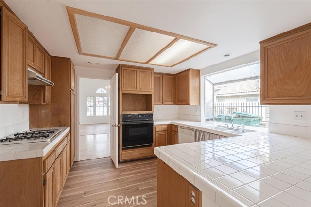 29608 Bright Spot Road, Highland CA: https://media.crmls.org/medias/d09f7c37-413e-411a-8843-95db51910d7d.jpg