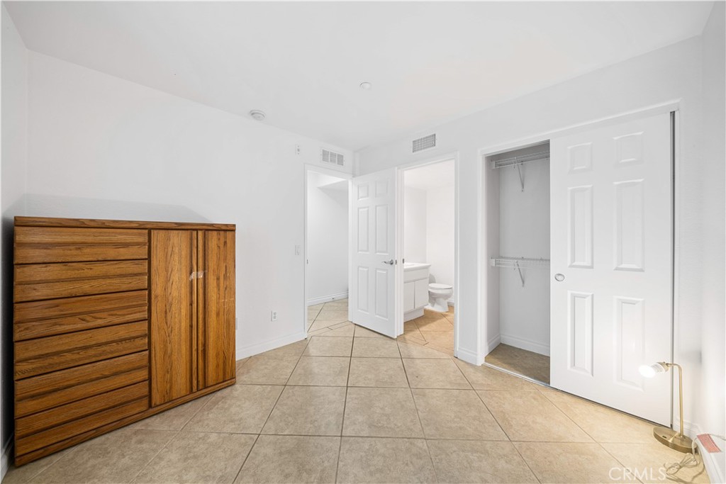 323 Tesoro - photo 6