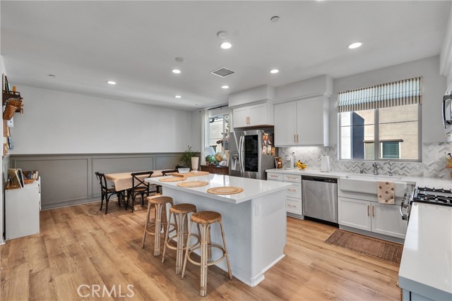 Detail Gallery Image 5 of 23 For 8367 Explorer, Chino,  CA 91708 - 3 Beds | 2/1 Baths