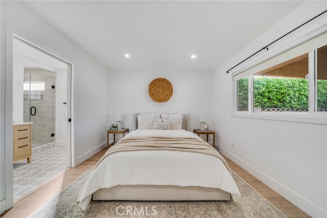 Detail Gallery Image 13 of 25 For 1608 Elm, Costa Mesa,  CA 92626 - 4 Beds | 2 Baths