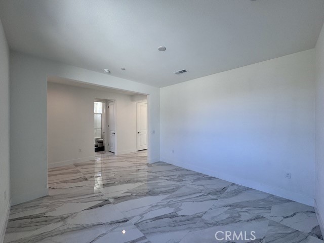 https://media.crmls.org/medias/d0a47fd8-a2b8-4d62-ae78-092d496e6965.jpg?preset=X-Large