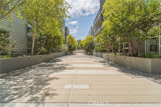 4080 Glencoe, Marina del Rey CA: https://media.crmls.org/medias/d0a4b789-cc4e-44ad-9a12-6bae2032f0f2.jpg