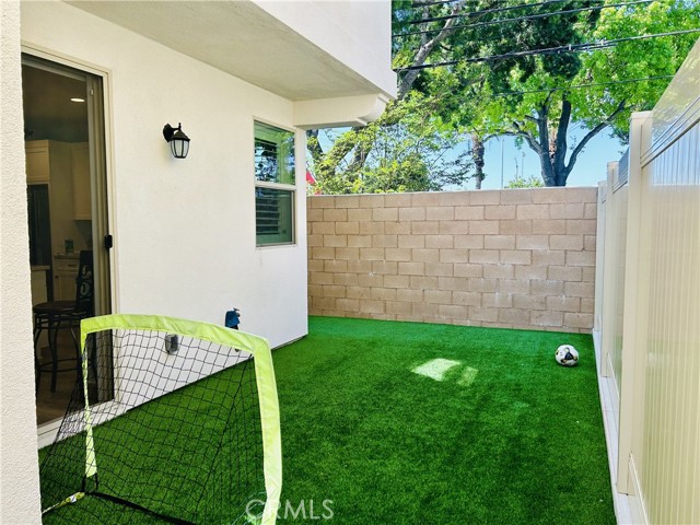 Detail Gallery Image 32 of 33 For 6512 Alondra Bld, Paramount,  CA 90723 - 4 Beds | 2/1 Baths
