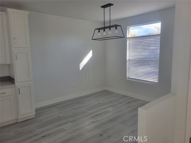 Detail Gallery Image 8 of 12 For 25177 Avenida Valencia, Homeland,  CA 92548 - 3 Beds | 2 Baths