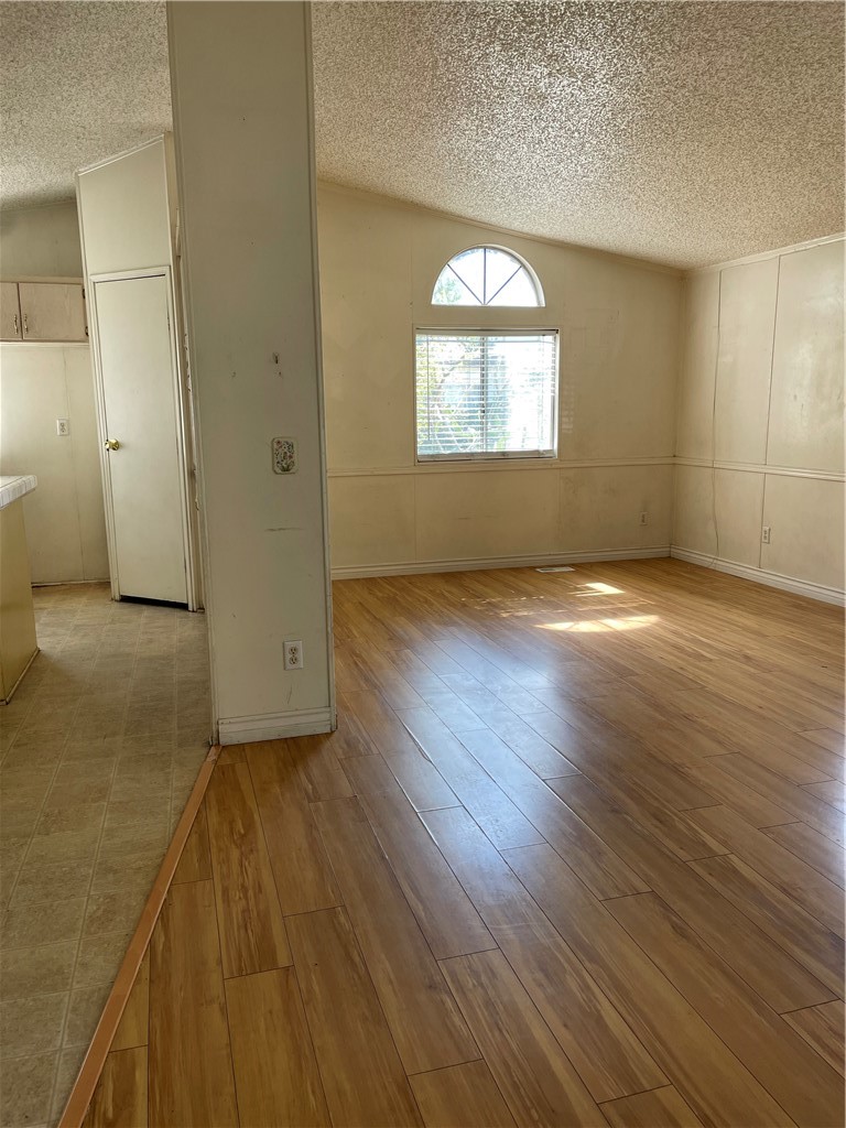 Detail Gallery Image 9 of 24 For 5800 Hamner Ave #583,  Corona,  CA 91752 - 3 Beds | 2 Baths