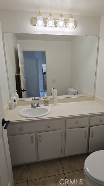 Detail Gallery Image 27 of 35 For 10387 Crossing Green Cir, Moreno Valley,  CA 92557 - 4 Beds | 2/1 Baths