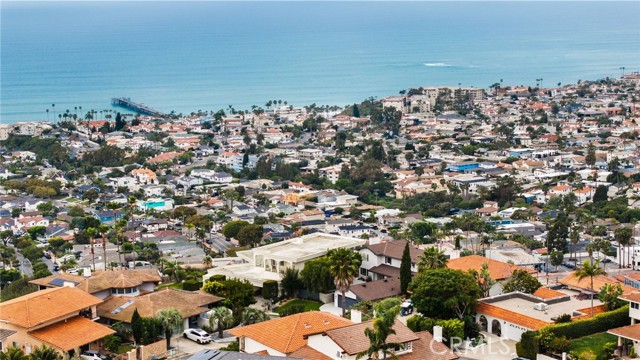 Detail Gallery Image 5 of 70 For 303 E Avenida Cordoba, San Clemente,  CA 92672 - 6 Beds | 4/1 Baths