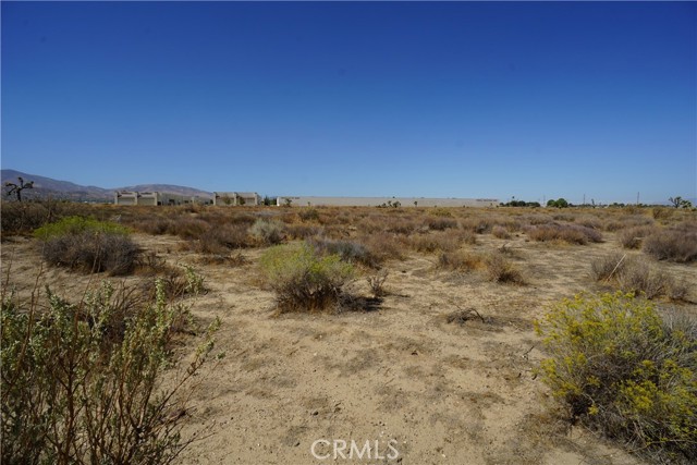 0 Sierra Highway, Palmdale CA: https://media.crmls.org/medias/d0a75325-b467-4820-b59b-298583faa1bc.jpg