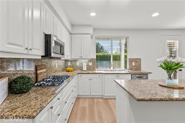 Detail Gallery Image 20 of 75 For 27605 Harwick, Valencia,  CA 91354 - 4 Beds | 4 Baths